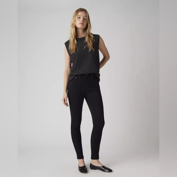 Levi's Denim - Levi's 721 Women's Black High Rise Skinny Jeans